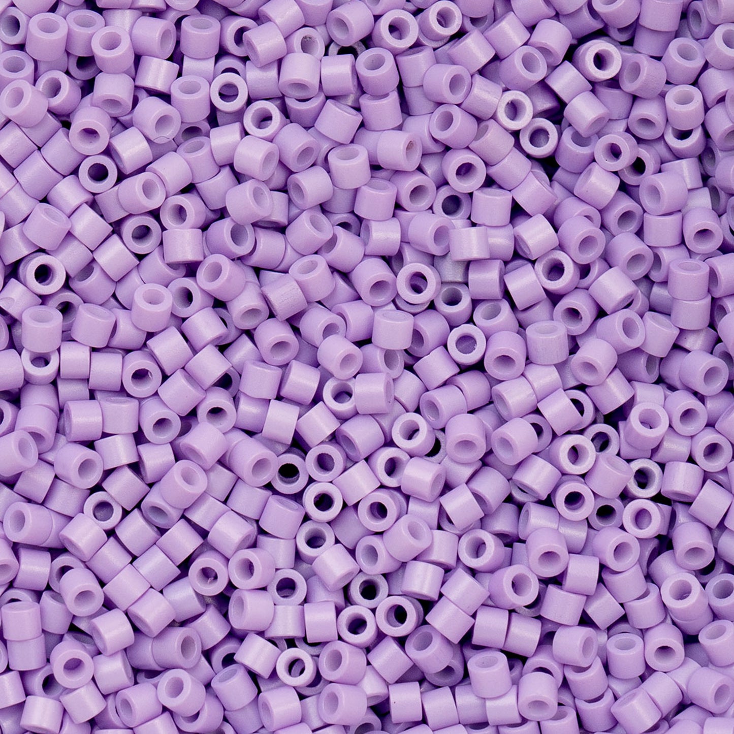 697cy11-1111 Cylin Bead sz 11 25g Bag Opaque Light Purple