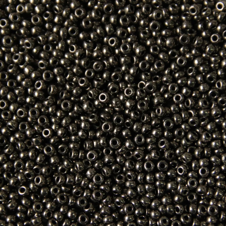 79-M-1014L Czech Seed Beads, sz 10 – Metallic Gunmetal (loose)