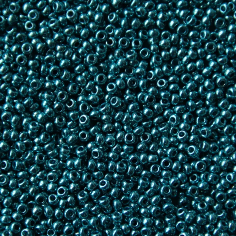 79-M-1045L Czech Seed Beads, sz 10 – Metallic Blue (loose)