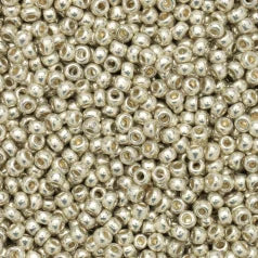 79M0837L Czech Seed Beads, 8 Metallic Silver