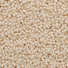 79P1108L Czech Preciosa sz 11 Pearlized Eggshell