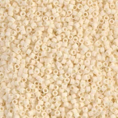 DB 0762 MATTE OPAQUE IVORY SIZE 11