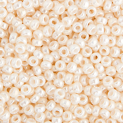 SB15 0592 Miyuki Seed Bead sz 15 Antique Ivory Pearl Ceylon
