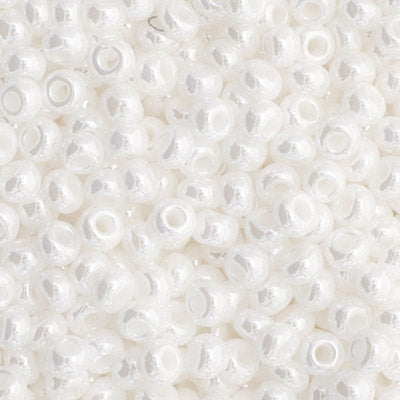 66435032B Czech Seed Bead 11 Opaque White Luster
