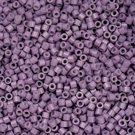 697cy11-1050 Cylin Bead sz 11 25g Bag Opaque Lavender