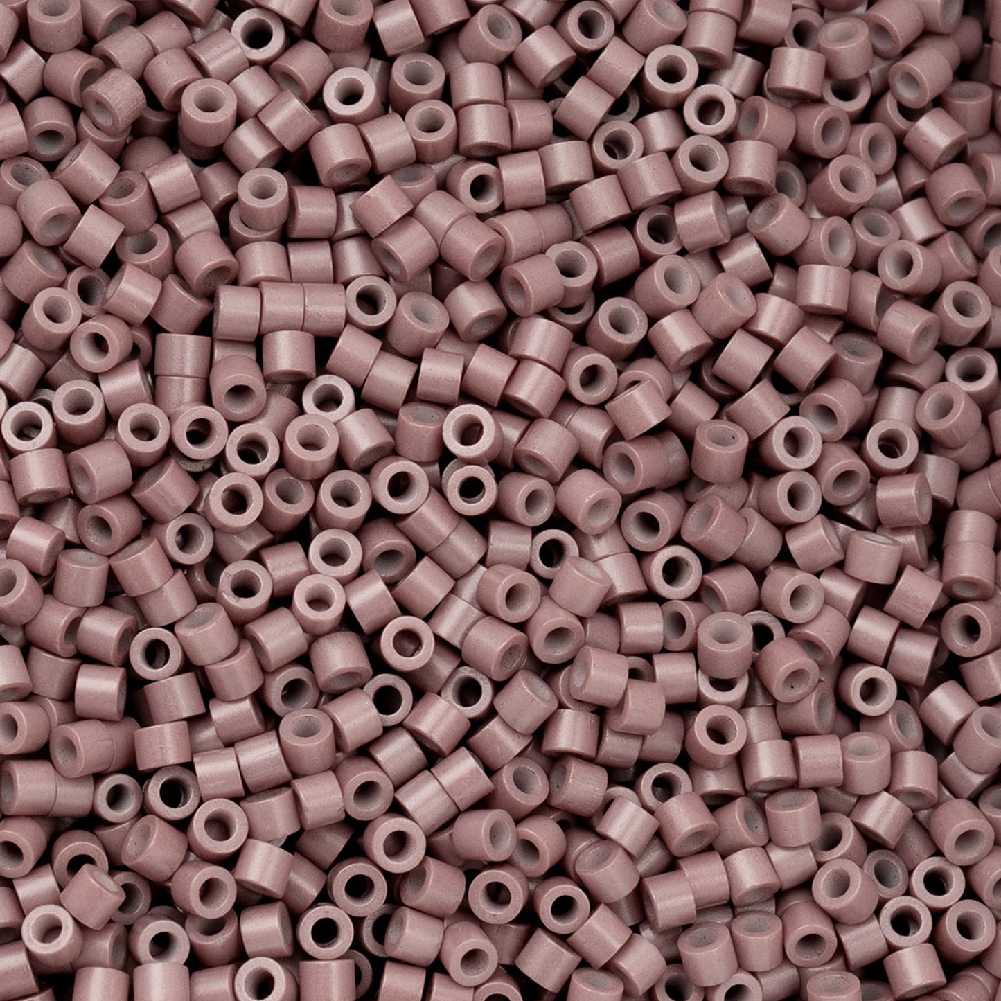 697cy11-1060 Cylin Bead sz 11 25g Bag Opaque Mauve