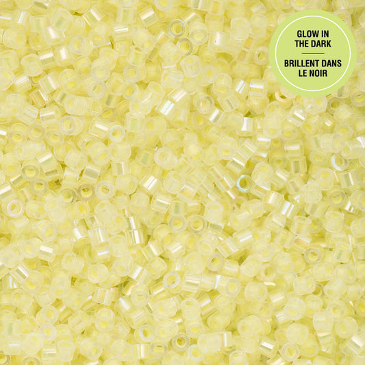 697cy11-1122 Cylin Bead sz 11 25g Bag Glow in Dark AB - Yellow