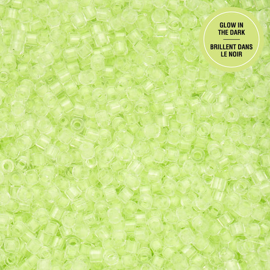 697cy11-1144 Cylin Bead sz 11 25g Bag Glow in Dark - Light Green