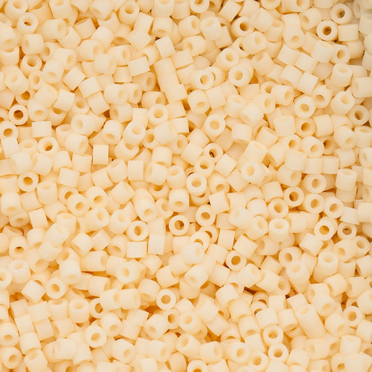 697cy11-1158 Cylin Bead sz 11 25g Bag Matte Macaron - Blush Ivory