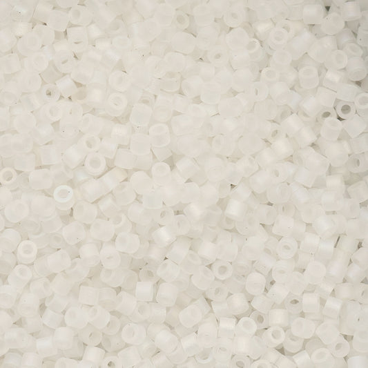 697cy11-1173 Cylin Bead sz 11 25g Bag Matte Macaron AB - White