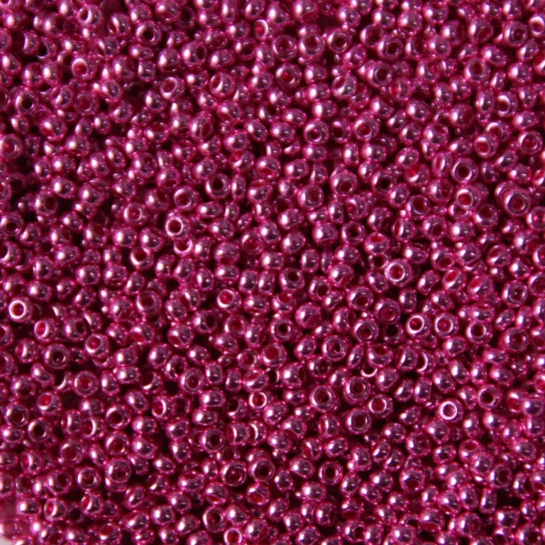79-M-1046L Czech Seed Beads, sz 10 – Metallic Fuchsia (loose)