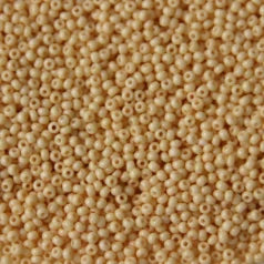 79O1146L Czech Preciosa sz 11  Opaque Bone