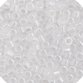 DB08 0231 Miyuki Delica sz 8 Crystal White Ceylon